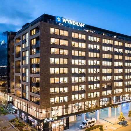 วินด์แฮม โบโกตา Hotel ภายนอก รูปภาพ Wyndham Grand Vilnius