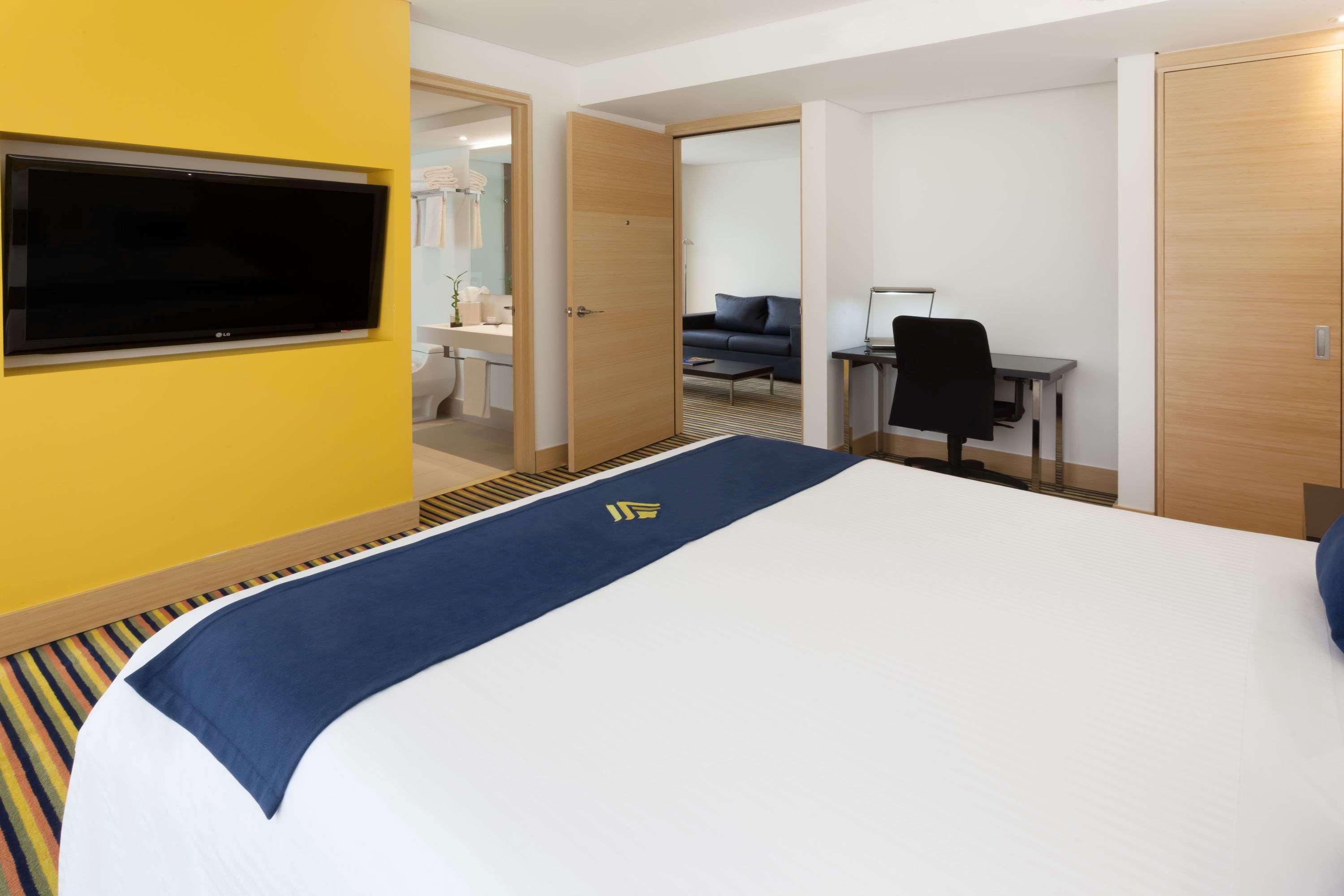 วินด์แฮม โบโกตา Hotel ภายนอก รูปภาพ