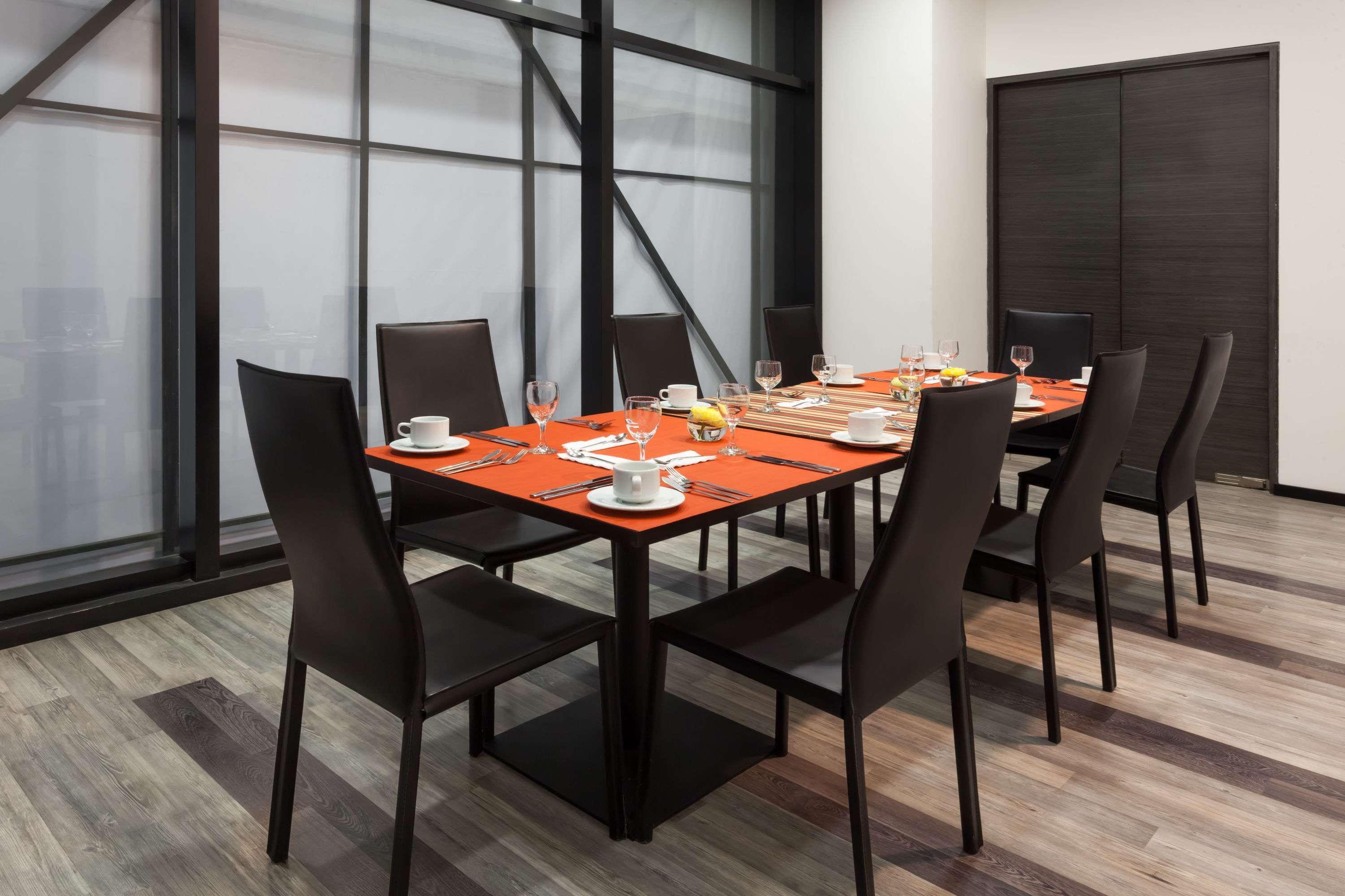 วินด์แฮม โบโกตา Hotel ภายนอก รูปภาพ A dining room