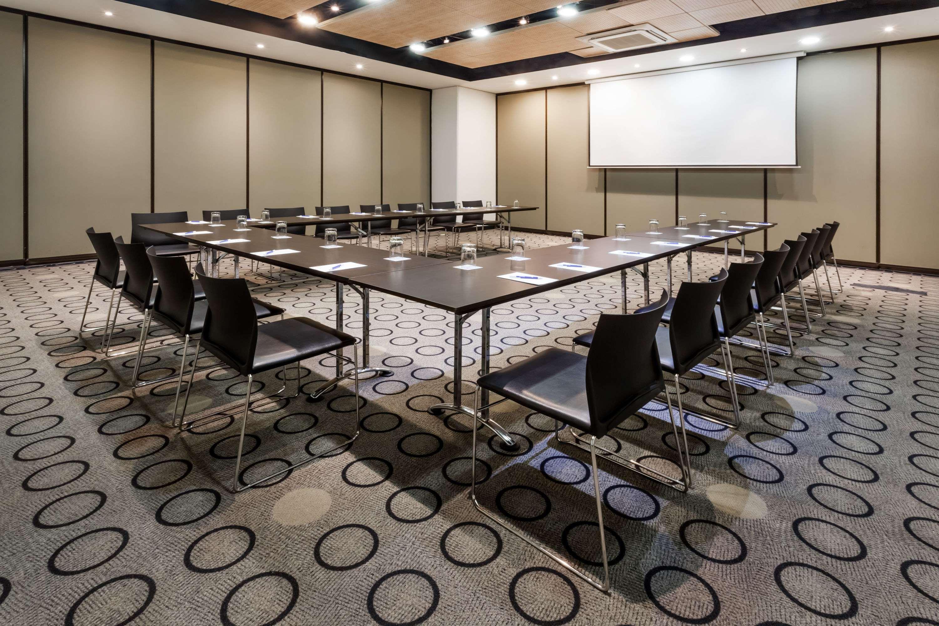 วินด์แฮม โบโกตา Hotel ภายนอก รูปภาพ Meeting room