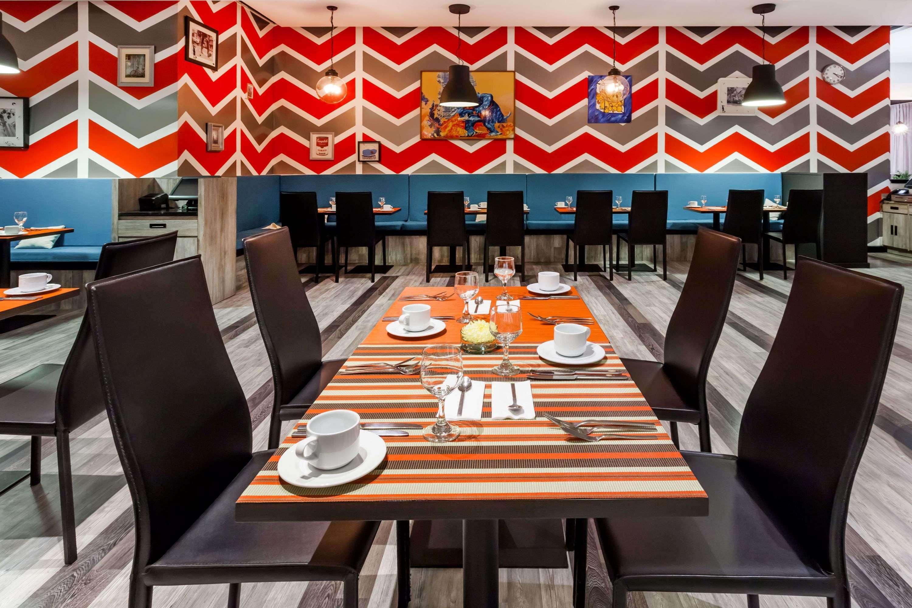 วินด์แฮม โบโกตา Hotel ภายนอก รูปภาพ The interior of the restaurant