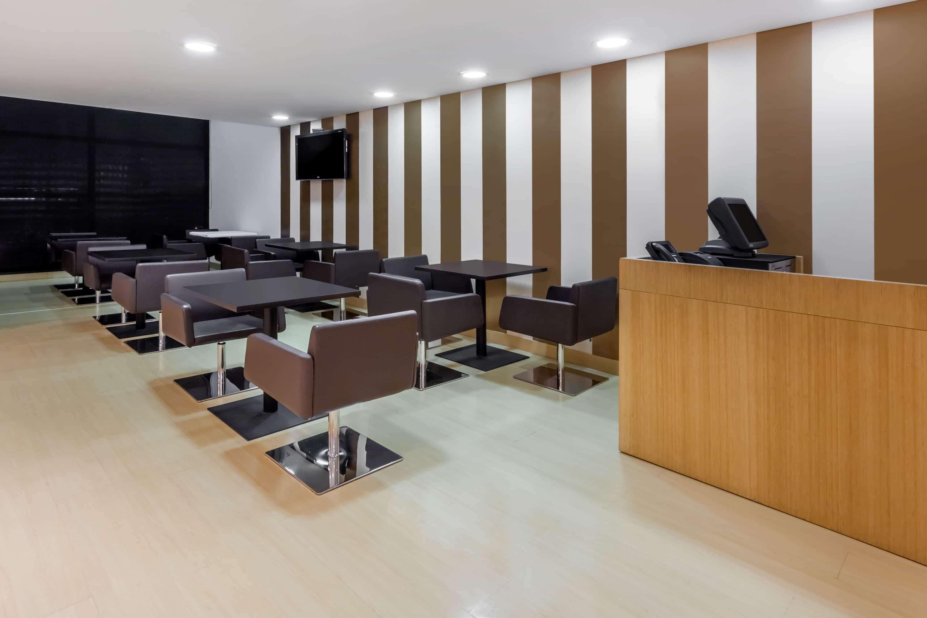 วินด์แฮม โบโกตา Hotel ภายนอก รูปภาพ The interior of the lounge