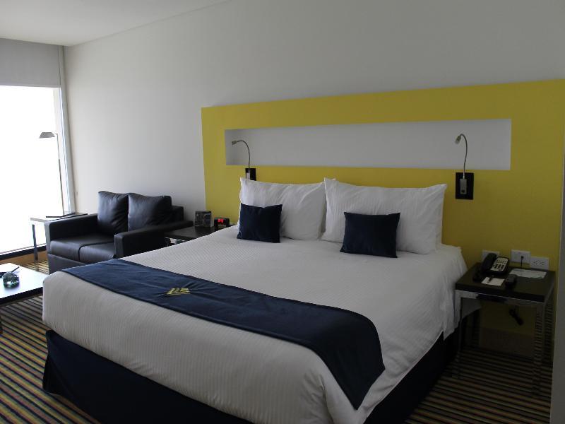 วินด์แฮม โบโกตา Hotel ภายนอก รูปภาพ A room at the hotel