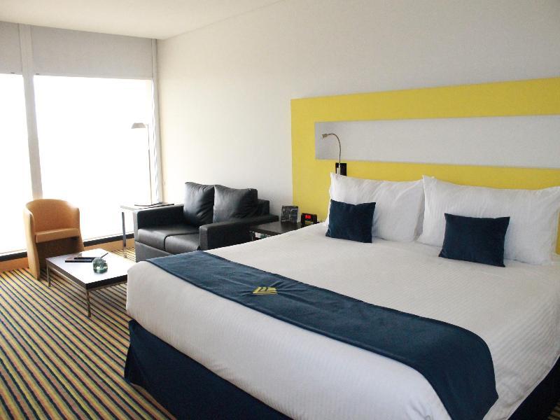 วินด์แฮม โบโกตา Hotel ภายนอก รูปภาพ A room at the hotel