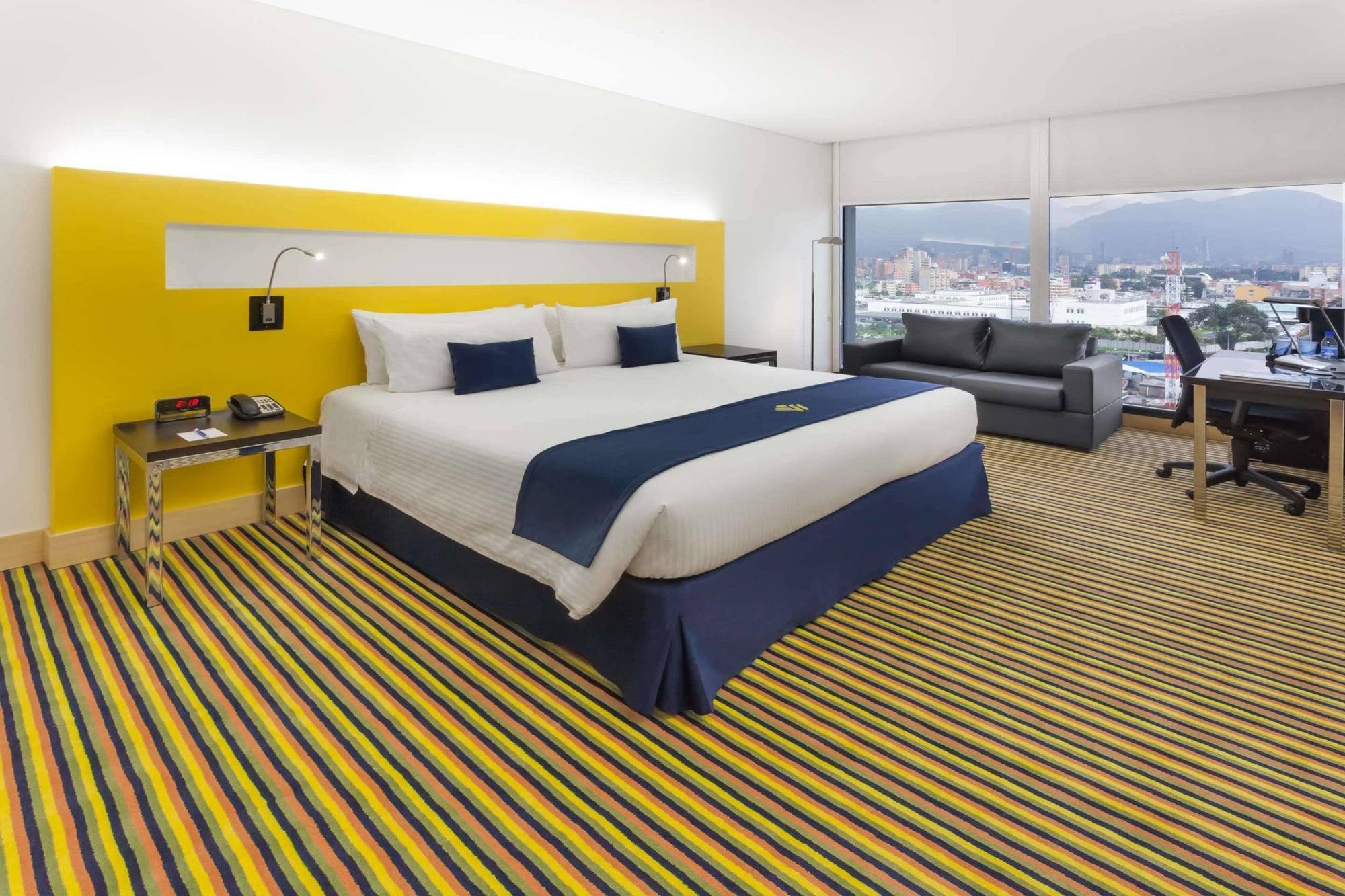 วินด์แฮม โบโกตา Hotel ภายนอก รูปภาพ A room at the hotel